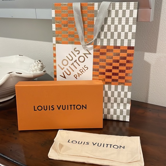 Louis Vuitton Handbags - Louis Vuitton wallet box, shopping bag and dust cloth